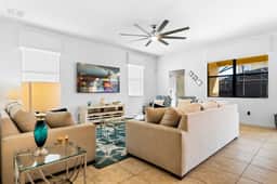 1401 Thunderbird Villa