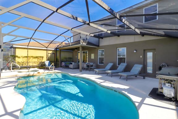 5128 Oakbourne