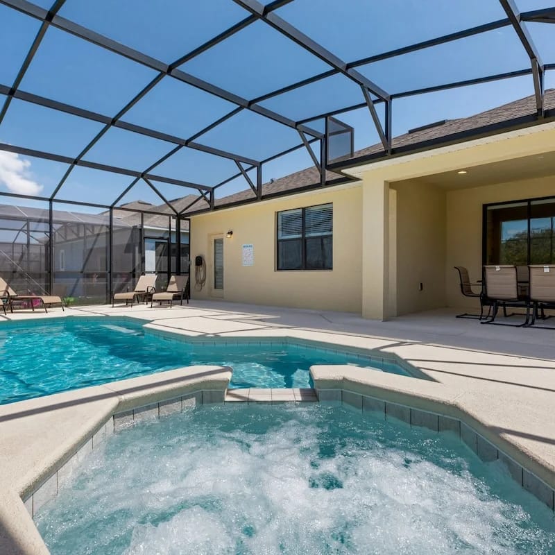 2275 Victoria Drive